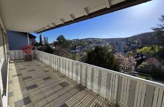 Wohnung mieten in 70186 Ost, LICHTDURCHFLUTETE WOHNUNG MIT GROßEM BALKON
