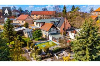 Haus kaufen in Friedrich-Ebert-Straße 13, 06463 Ermsleben, Wo fangen wir nur an? Bach? Pool? Mehrere Werkstätte und Garagen? Wohnen auf 2 Ebenen? Harzig?
