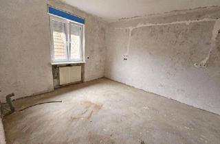 Mehrfamilienhaus kaufen in 66954 Pirmasens, VIER Wohnungen zum Preis von einer; Sanierungsaufwand erforderlich