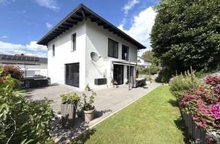 Einfamilienhaus kaufen in 89346 Bibertal, „Modernes Einfamilienhaus mit Einliegerwohnung, Galerie & Doppelgarage in ruhiger Sackgassenlage“