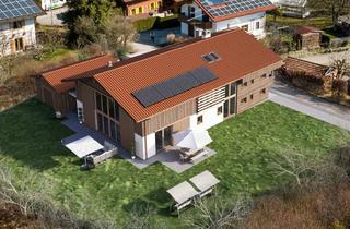 Bauernhaus kaufen in 83626 Valley, Rarität an der Mangfall - Denkmal mit Erweiterungspotenzial