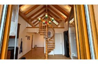 Wohnung kaufen in 77887 Sasbachwalden, ELEGANTES DACHGESCHOSS MIT GALERIECHARME