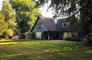 Einfamilienhaus kaufen in 26209 Hatten, Edles Einfamilienhaus mit Einliegerwohnung & privater Waldfläche!
