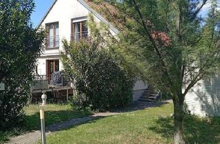 Einfamilienhaus kaufen in Dorfstraße, 12621 Berlin, Berlin - Unverbaubarer Gartenblick mit großem HausMehrfamilienhaus in Berlin