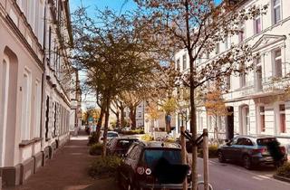 Wohnung kaufen in 47798 Krefeld, Krefeld - Charmante Altbauwohnung in zentraler Lage