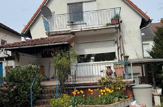 Einfamilienhaus kaufen in 61449 Steinbach, Steinbach (Taunus) - Einfamilienhaus mit traumhaftem Garten im Stadtkern von Steinbach