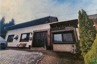 Haus kaufen in 56761 Düngenheim, Düngenheim - Zweifamilienhaus mit Werkstattgarage