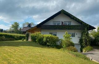 Haus kaufen in 94267 Prackenbach, Prackenbach - Idyll. Anwesen 360 m², 6 WE & 3.000 m² in Dorfrandlage von privat