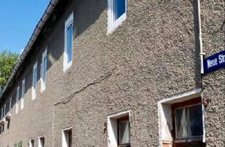 Haus kaufen in 39435 Egeln, Egeln - Doppelhaus Hälfte zu verkaufen 8 Zimmer 2 Bäder