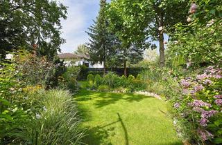 Wohnung kaufen in 13467 Hermsdorf, Wohnen wie im EFH: Luxuriös ausgestattete Komfortwohnung mit herrlichem Gartengrundstück und TG