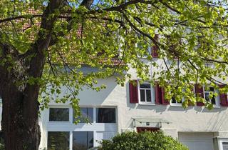 Wohnung kaufen in 73105 Dürnau, Stilvoll wohnen im kernsanierten Fachwerkhaus mit Garten, Terrasse & Balkon