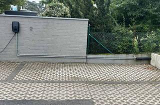 Garagen mieten in Refrather Weg 97, 51469 Bergisch Gladbach, Stellplatz mit optionaler Wallbox