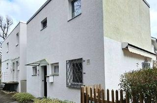 Doppelhaushälfte kaufen in 14195 Dahlem, Hauptstadtmakler-Bezugsfreie Doppelhaushälfte mit Garage in Top-Lage