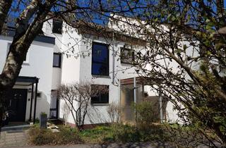 Haus kaufen in 85630 Grasbrunn, Neukeferloh - RMH in ruhiger Lage – ca. 176 m² Wohn-/Nutzfläche - 5 Zimmer + Hobbyraum – bezugsfrei