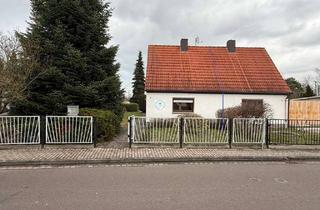 Doppelhaushälfte kaufen in 04575 Neukieritzsch, Doppelhaushälfte mit sehr großen teilbaren Grundstück