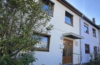 Haus mieten in 96450 Coburg, Co ** Nähe Finanzamt ** 8 Zimmer ca 160 qm ** Garage ** kl. Garten