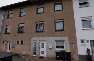 Haus kaufen in Taubentalstr. XXX, 66806 Ensdorf, Gepflegtes Reihenmittelhaus mit Garten & Entwicklungspotenzial – perfekt für Paare und Familien!