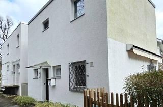 Doppelhaushälfte kaufen in 14195 Berlin, Berlin - Hauptstadtmakler-Bezugsfreie Doppelhaushälfte mit Garage in Top-Lage