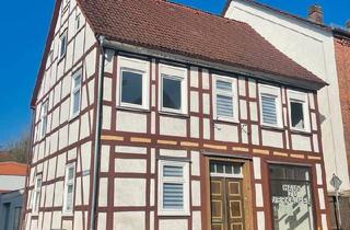 Haus kaufen in 34454 Bad Arolsen, Bad Arolsen - Einziehen ! Wohnhaus mit Gewerbe,Lager (sep.Eingang),Garage