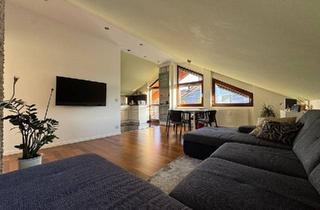 Wohnung kaufen in 70599 Stuttgart, Stuttgart - Charmante 3-Zi-DG-Wohnung: 72m² Wohnfl., 105m² Grundfl.,