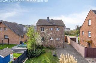 Einfamilienhaus kaufen in 50374 Erftstadt, Erftstadt - Freistehendes Einfamilienhaus mit großem Garten zu verkaufen