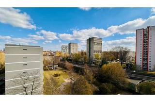 Wohnung kaufen in Flensburger Straße 27, 10557 Tiergarten, Hansaviertel mit City-Blick: Freie 2-Zimmerwohnung im 7.OG