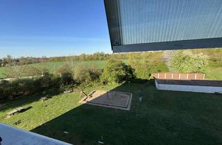 Wohnung kaufen in 41469 Neuss, Moderne 3-Zimmer-Wohnung + Stellplatz in Neuss – zentral & komfortabel