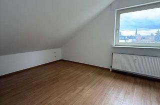 Wohnung mieten in 64319 Pfungstadt, Neu renovierte , helle 3-Zimmer-Dachgeschoss-Wohnung mit Garage im Hof