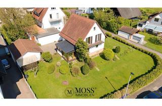 Haus kaufen in 79285 Ebringen, (Reserviert)Freistehendes Haus in idyllischer Weinbergslage mit traumhaftem Blick & großem Potenzial