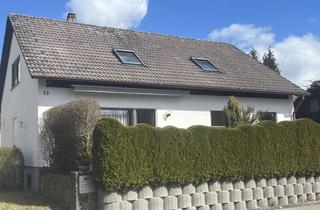 Haus kaufen in 75382 Althengstett, Geräumiges Zweifamilienhaus mit Doppelgarage in Althengstett. KEINE MAKLER.