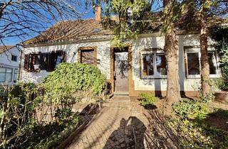 Einfamilienhaus kaufen in Hinterweg, 76846 Hauenstein, Einfamilienhaus mit Einliegerwohnung -Sanierungsbedürftig-
