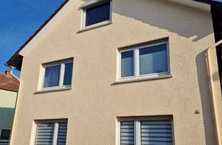 Haus kaufen in 67294 Mauchenheim, Geräumiges 9-Zimmer Haus Hof und Terrasse mit Garage in Mauchenheim