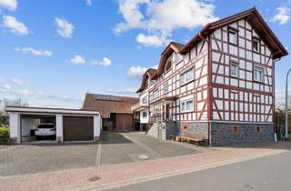 Haus kaufen in 63699 Kefenrod, Moderner Fachwerktraum mit Scheune + Garten