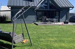 Haus kaufen in Zum Schacht, 18356 Pruchten, Exklusives Ferienhaus in Ostseenähe - modernes Wohnen in naturnaher Lage