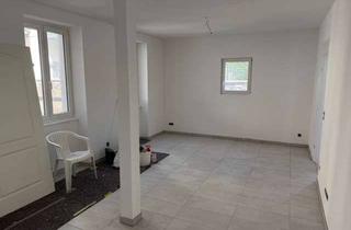 Haus mieten in 76133 Südweststadt, Ehemaliges Gärtnerhaus im Hinterhof in absolut ruhiger Lage in Karlsruhes Südweststadt