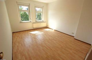 Wohnung mieten in Sachsenplatz, 07545 Gera, Wanne, Dusche und Balkon! Geräumige 2 Raum Wohnung im Zentrum!