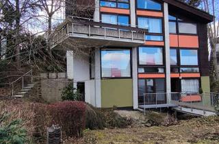 Wohnung kaufen in 38667 Bad Harzburg, Wohnen mit Charme: Maisonette-Dachgeschosswohnung mit Galerie & Balkon