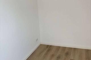 Wohnung mieten in Ernst-August-Deich 23, 21107 Wilhelmsburg, Sanierte 2,5 Zimmer Wohnung