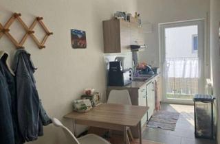 Wohnung mieten in Gebhard-Müller-Str., 72108 Rottenburg, Helles Zimmer in 2er WG