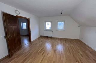 Wohnung mieten in Untere Dorfstraße 17, 72336 Balingen, Charmante helle 3- Zimmer Dachgeschosswohnung in Balinger Teilort