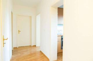 Wohnung mieten in Johanna-Stegen-Straße 13, 21339 Lüneburg, 4-Zimmer Erdgeschosswohnung mit Loggia in Lüneburg-Weststadt