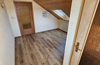 Wohnung mieten in 36148 Kalbach, Charmante Dachwohnung in ruhiger Lage in Mittelkalbach