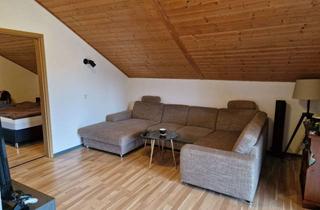 Wohnung mieten in Hohe Straße 54, 92421 Schwandorf, Ansprechende und gepflegte 2,5-Zimmer-Dachgeschosswohnung mit Balkon in Klardorf