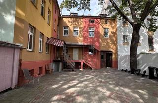 Mehrfamilienhaus kaufen in 10317 Lichtenberg, Renditeobjekt: Zentrales Mehrfamilienhaus in Berlin-Lichtenberg