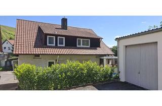 Haus kaufen in Bachweg 15, 74235 Erlenbach, Freistehendes Zweifamilienhaus im Zentrum von Erlenbach (von Privat)