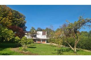 Haus kaufen in 88348 Bad Saulgau, Architektenhaus Baujahr 1960 mit Gartenanlage und zusätzlichem Baufenster