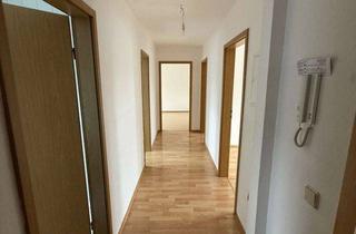 Wohnung mieten in 08523 Plauen, Schöne 3 Raumwohnung Nähe Dittrichplatz