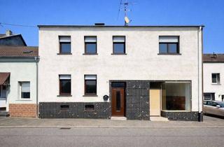 Einfamilienhaus kaufen in 66798 Wallerfangen, Großzügiges Einfamilienhaus mit Garten in Wallerfangen-St. Barbara