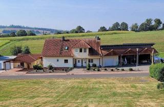 Haus kaufen in Im Hitzbach 3, 36287 Breitenbach, Breitenbach am Herzberg - TOLLE RANDLAGE!!! Großes, modernes Wohnhaus in angenehmer Lage