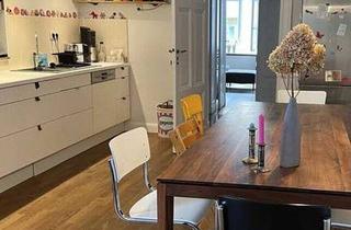 Wohnung kaufen in Paul-Lincke-Ufer, 10999 Berlin, Berlin - Tolle 4 Zimmer Altbauwohnung in Kreuzberg mit Wohnküche nahe Paul-Lincke Ufer, Südbalkon, Parkett